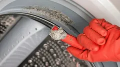 Dieses Hausmittel reinigt die Waschmaschine besser als gekaufte Mittel – nur 1 Zutat